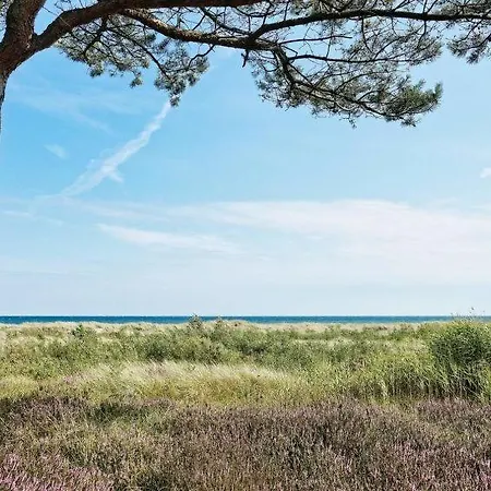 Sleeps 12 Pool Wifi Tjorneby